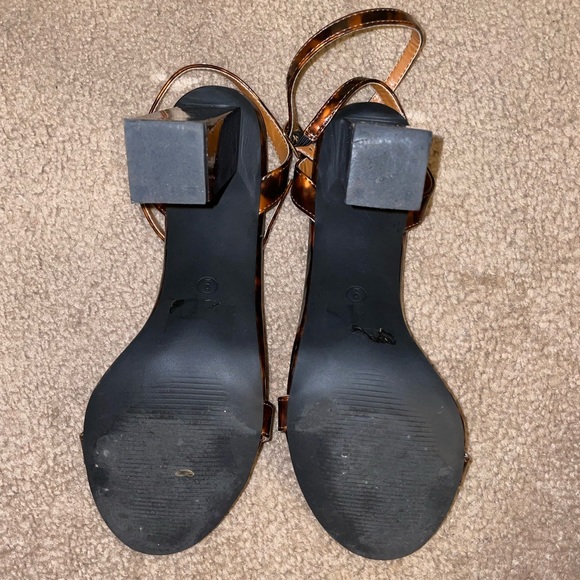 Cape Robbin leopard heels - Picture 4 of 4